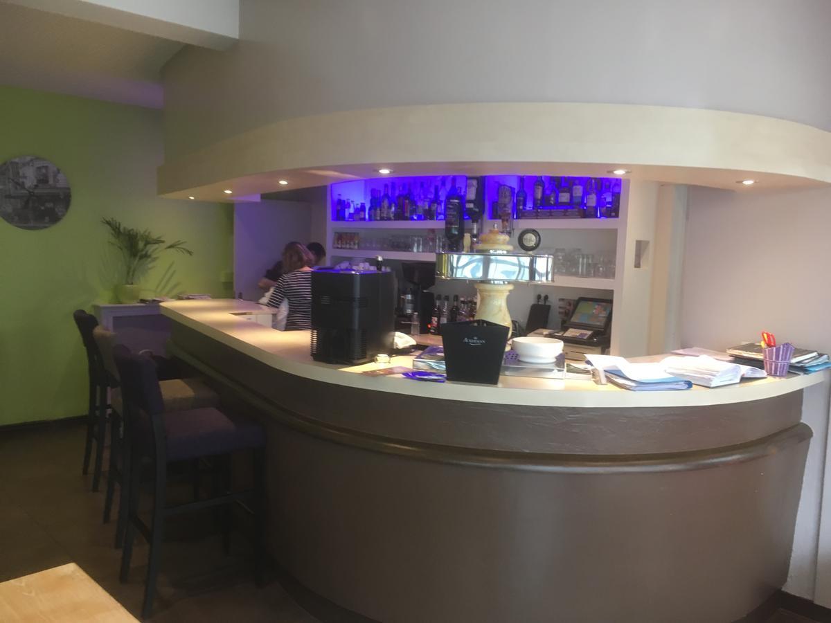 Hostellerie Excalibur 쏘뮤흐 외부 사진